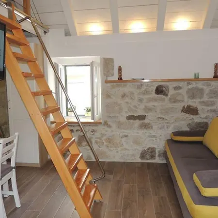 Apartment Romantic In Center *