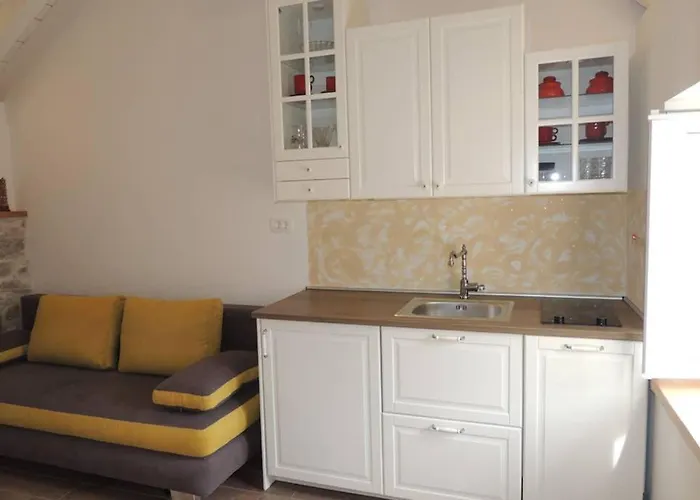 Apartment Romantic In Center *