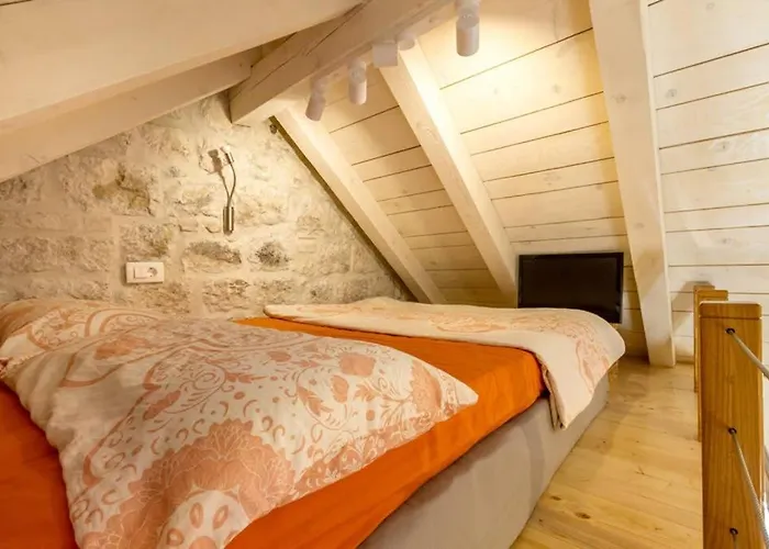 Romantic In Center Apartment *